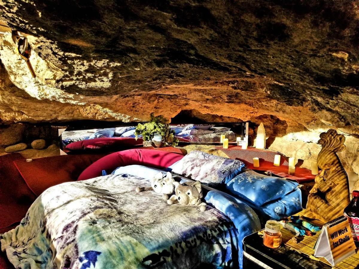 Cave, Yurt, Bubble And Other Glamping Adventures Hotel Sedona Exterior photo